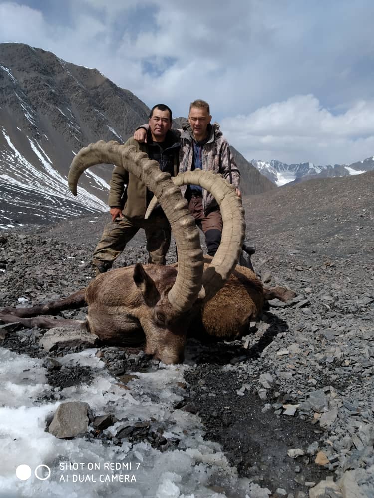 Hunting in Alaykuu 1